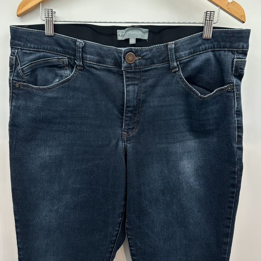 Wit & Wisdom Jeans Womens 16 Blue Denim Stretch Raw Hem Cropped Y2K 5-Pockets